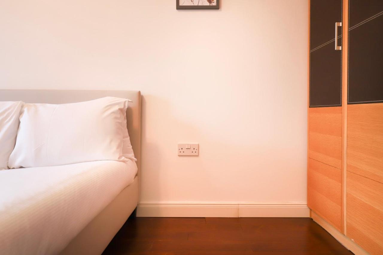 Beautiful 2 Bedroom Property In Borough ลอนดอน ภายนอก รูปภาพ